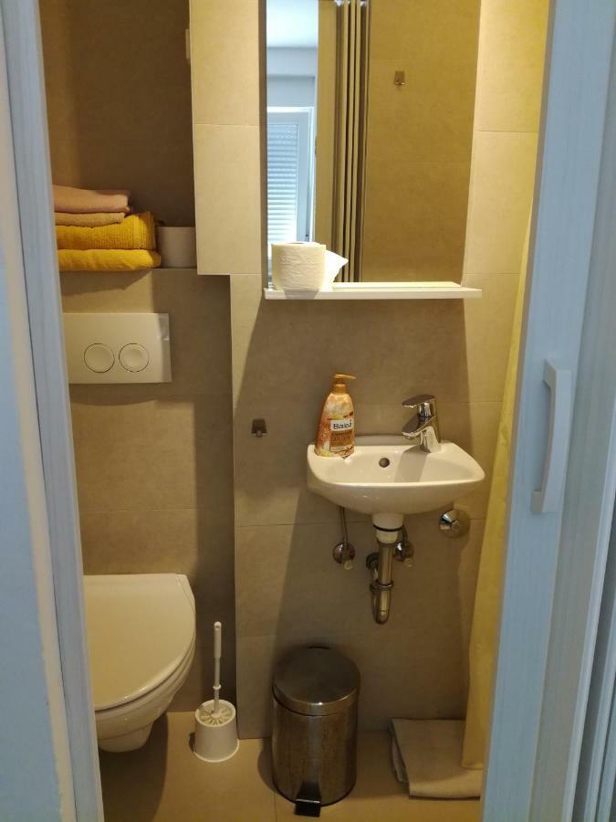 Soba U Centru Hotel Póla Kültér fotó